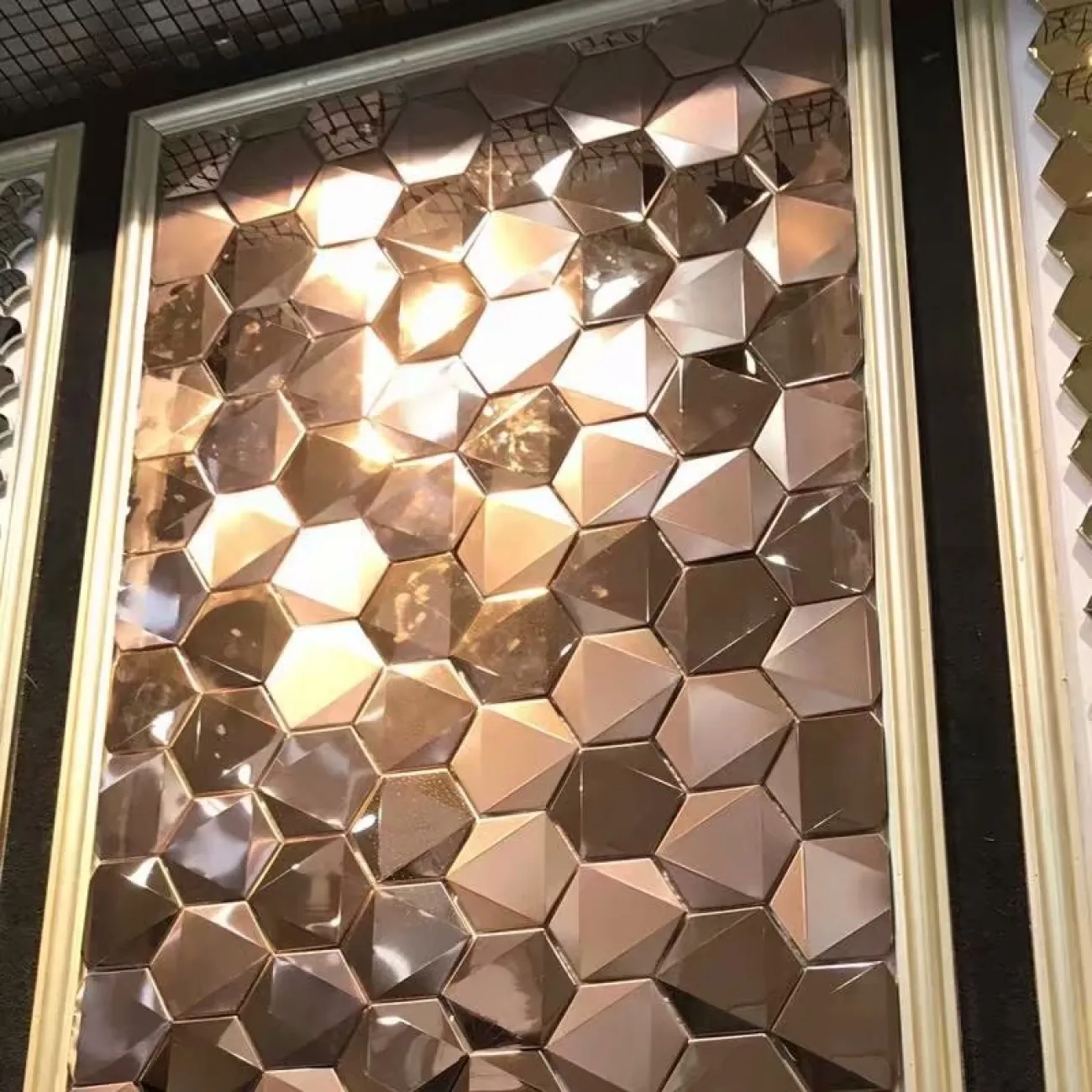 Креативная металлическая 3д плитка на самоклеющейся основе LaLume MB20840-23