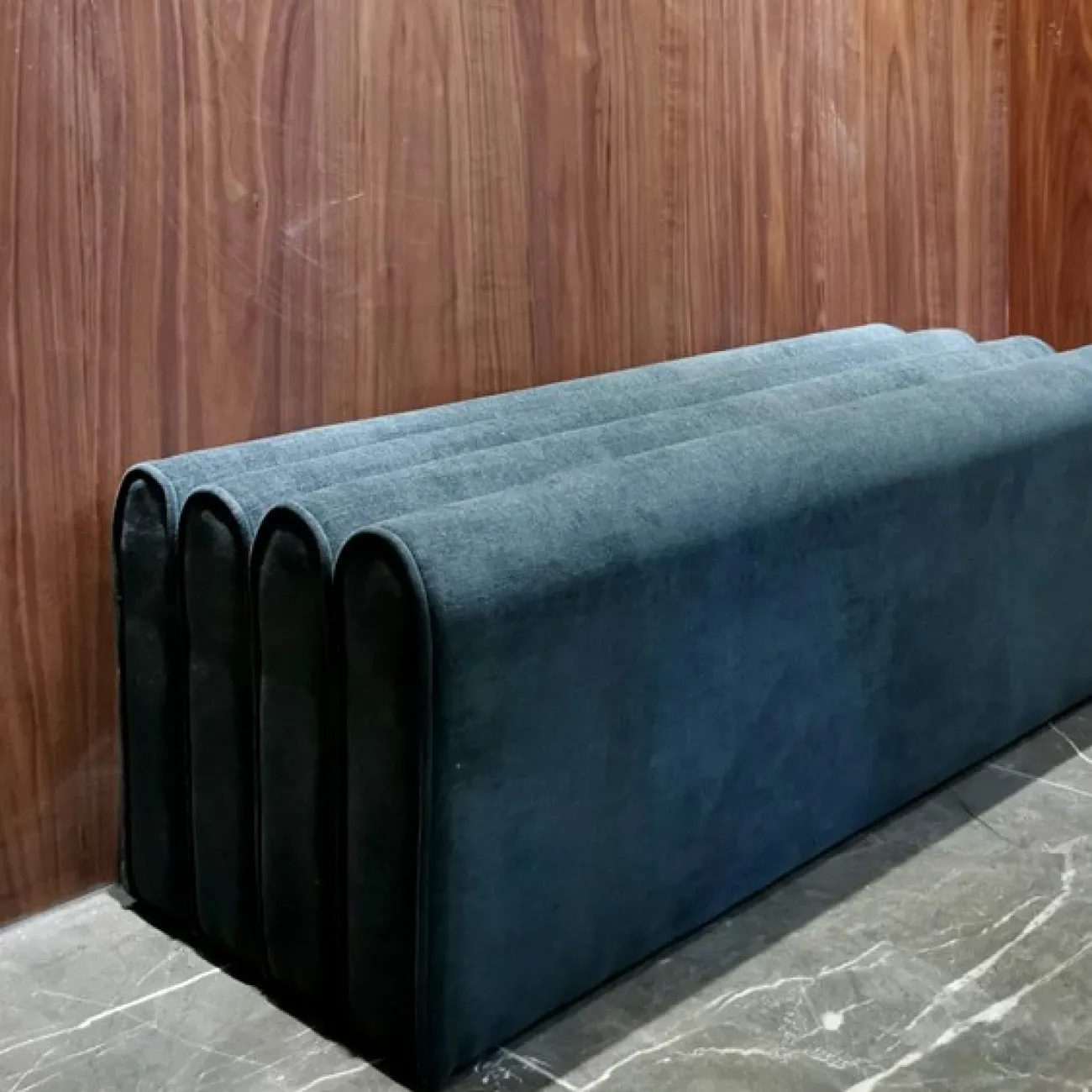 Дизайнерская мягкая банкетка LaLume DK21055-23