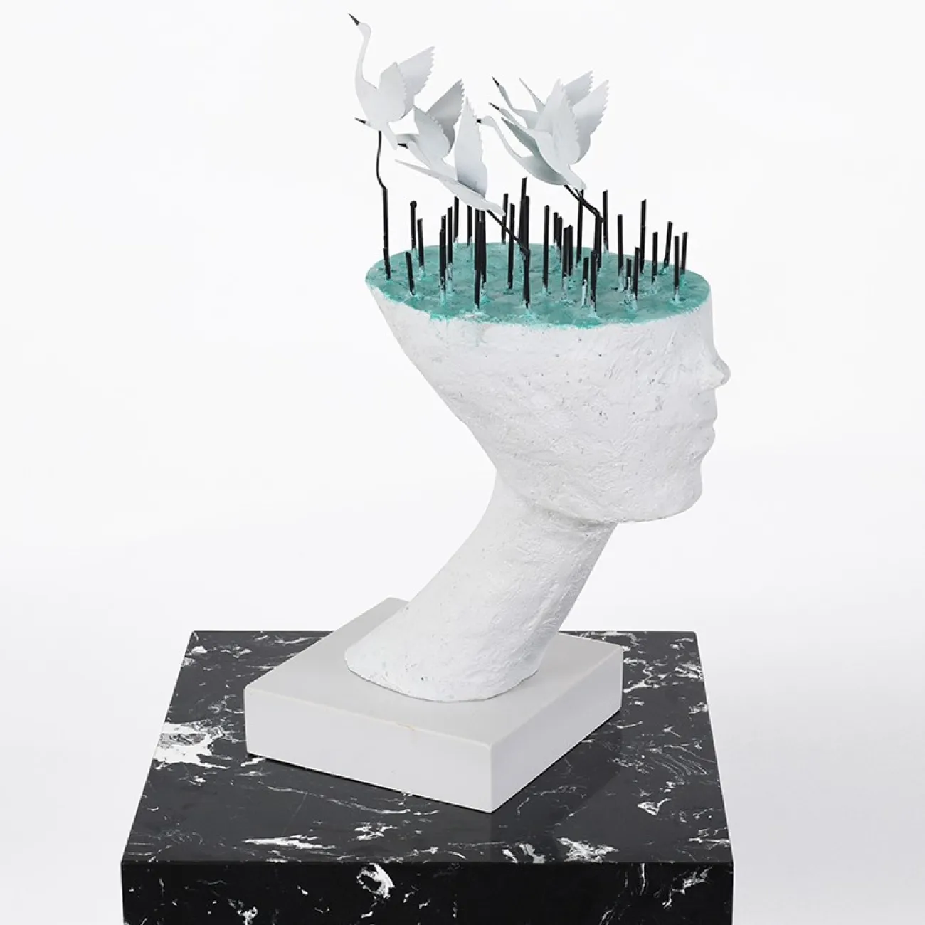 Дизайнерская скульптура профиль LaLume DK21061-23