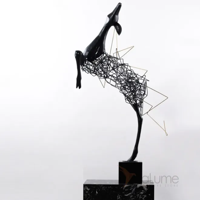 Дизайнерская скульптура в виде оленя LaLume DK21063-23