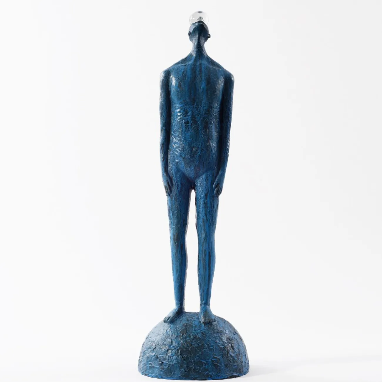 Дизайнерская скульптура в современном стиле LaLume DK21066-23 Дизайнерская скульптура в современном стиле LaLume DK21066-23