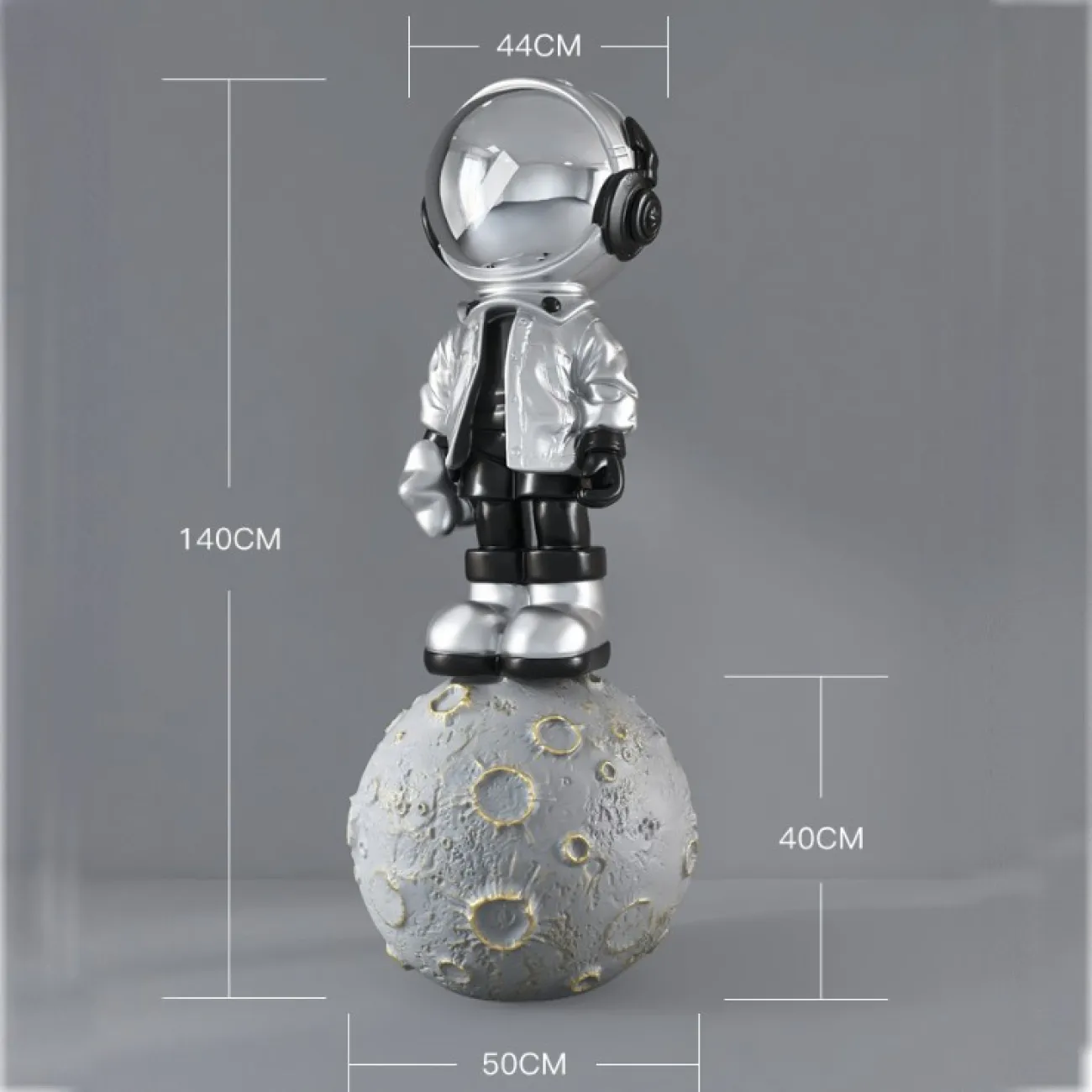 Скульптура астронавт на луне LaLume DK20943-23 Скульптура астронавт на луне LaLume DK20943-23