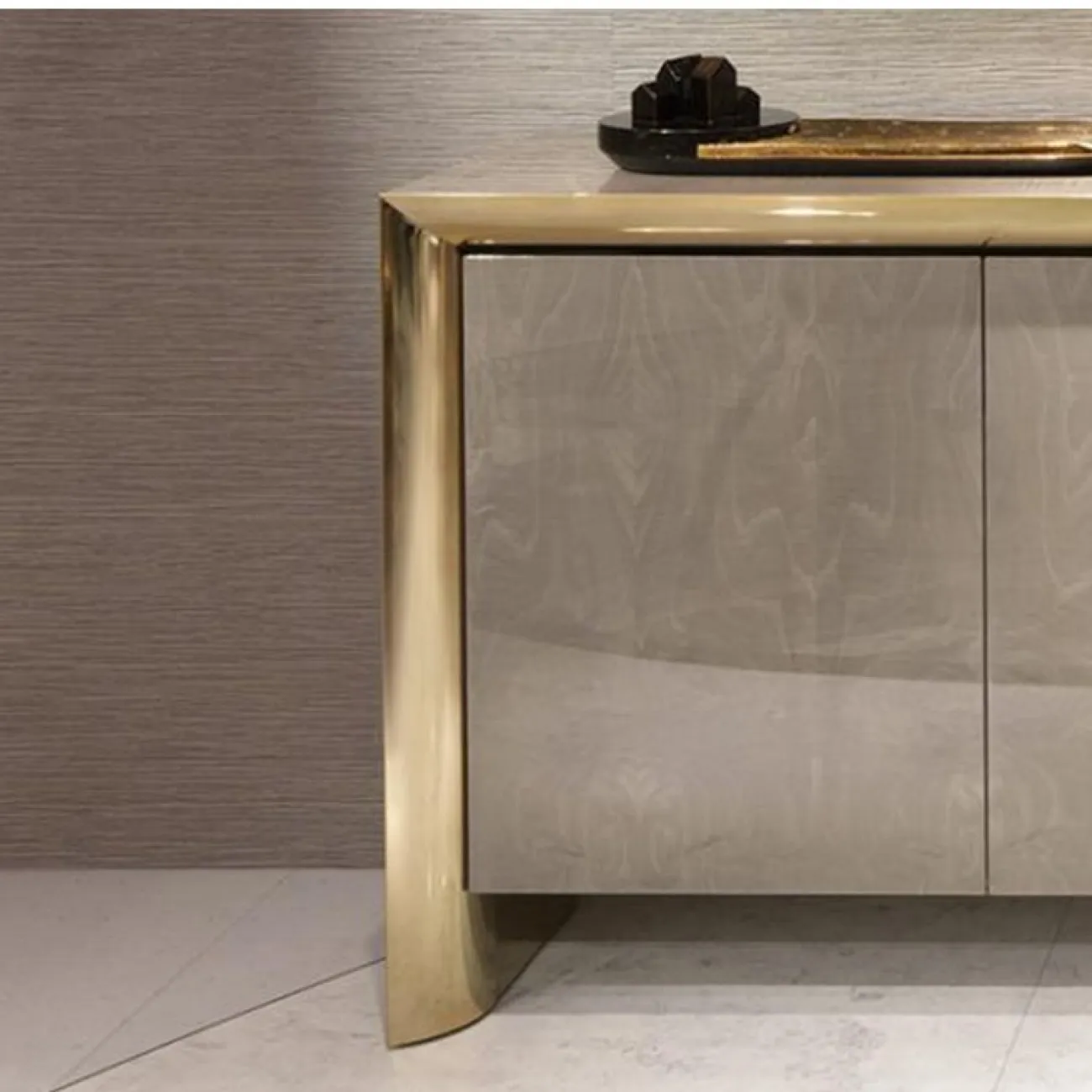 Буфет в минималистическом стиле для гостиной LaLume MB20699-23