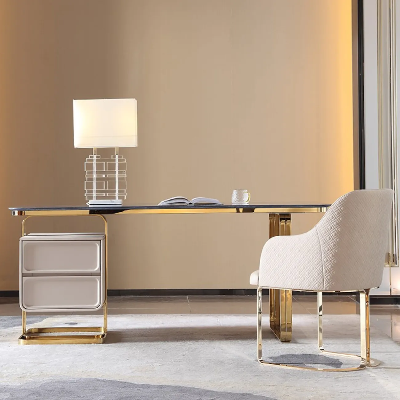 Дизайнерский письменный стол для кабинета LaLume MB20711-23