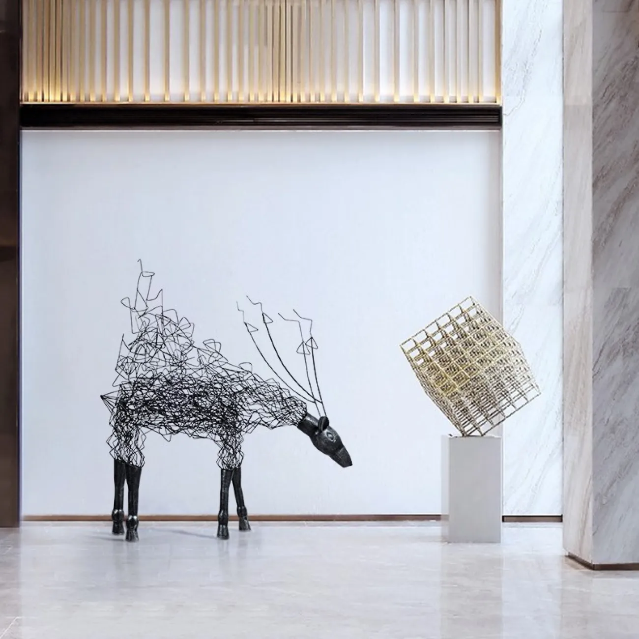 Геометрическая скульптура в современном стиле LaLume DK21083-23 Геометрическая скульптура в современном стиле LaLume DK21083-23