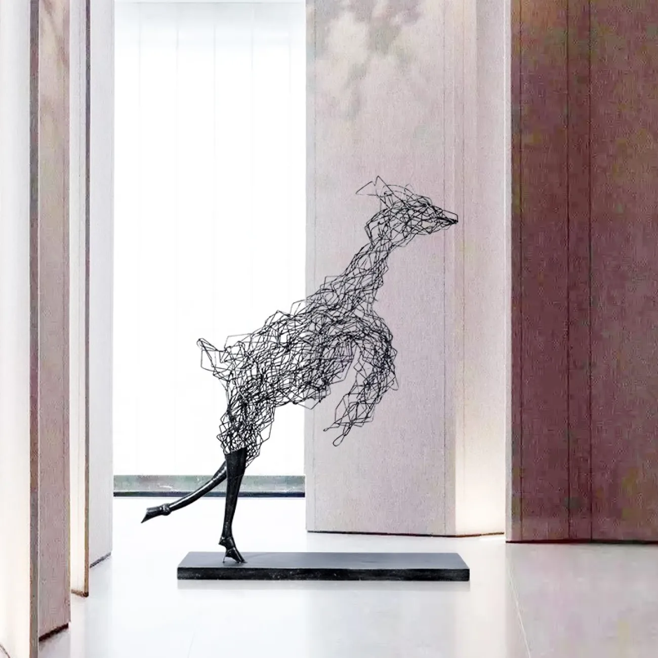 Дизайнерская геометрическая скульптура в современном стиле LaLume DK21088-23