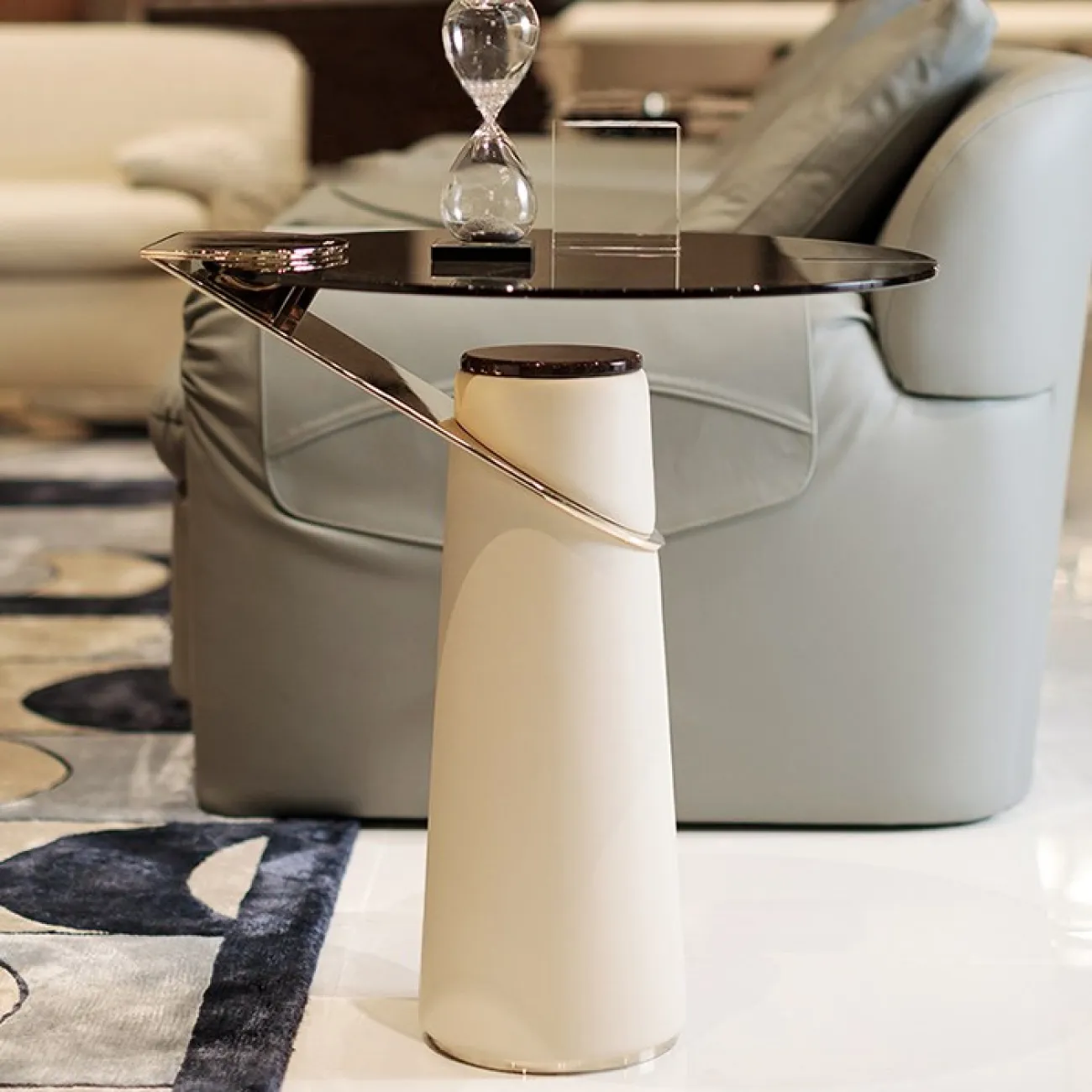 Круглый журнальный столик для гостиной LaLume MB20714-23