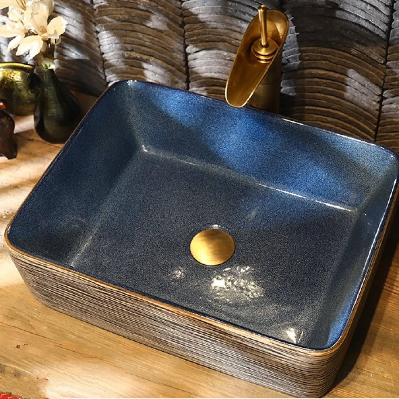 Керамический ретро умывальник для ванной комнаты LaLume MB20730-23 Керамический ретро умывальник для ванной комнаты LaLume MB20730-23