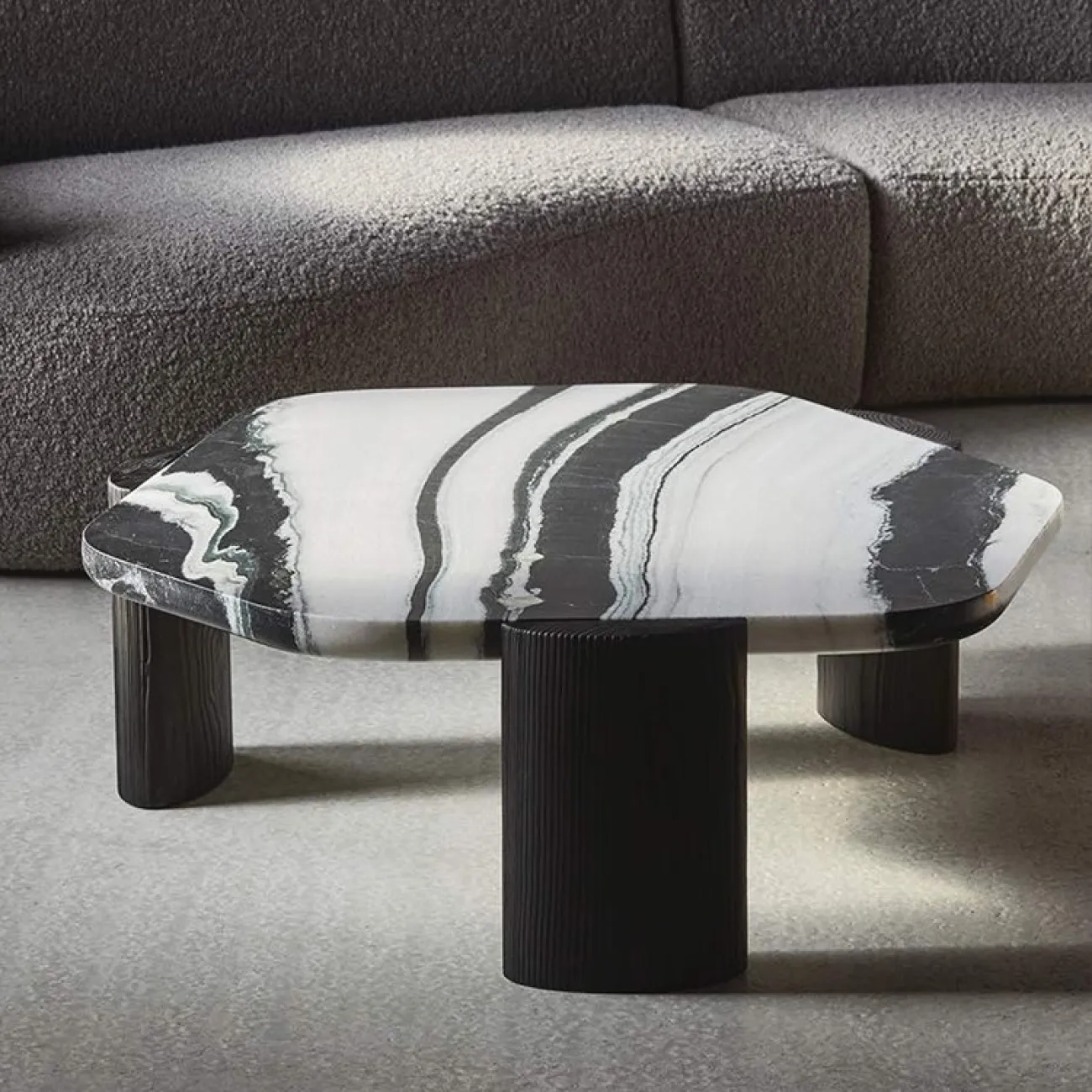 Деревянный журнальный стол для гостиной LaLume MB20734-23 Деревянный журнальный стол для гостиной LaLume MB20734-23