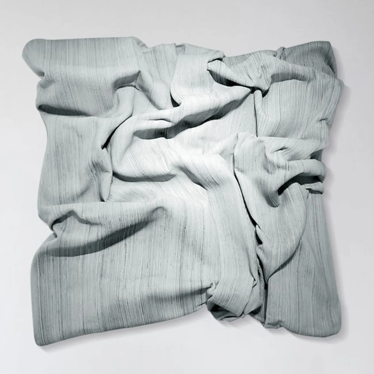 Настенный декор в виде мятой ткани LaLume DK20956-23 Настенный декор в виде мятой ткани LaLume DK20956-23