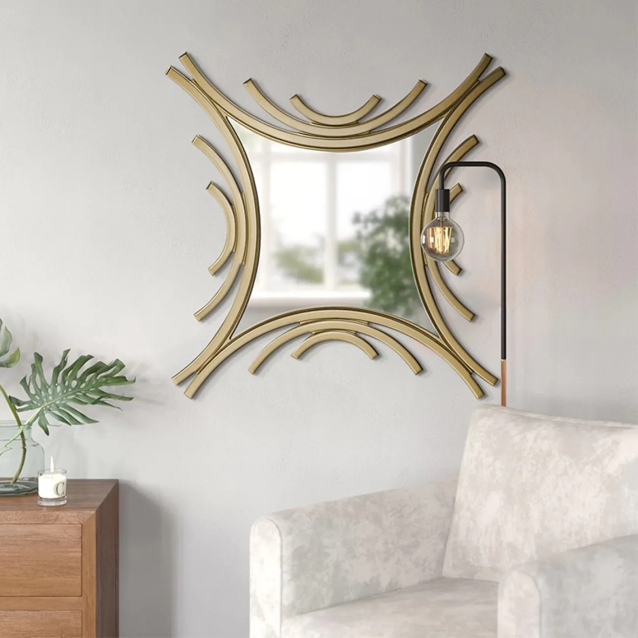 Изящное зеркало в золотой раме LaLume DK20961-23