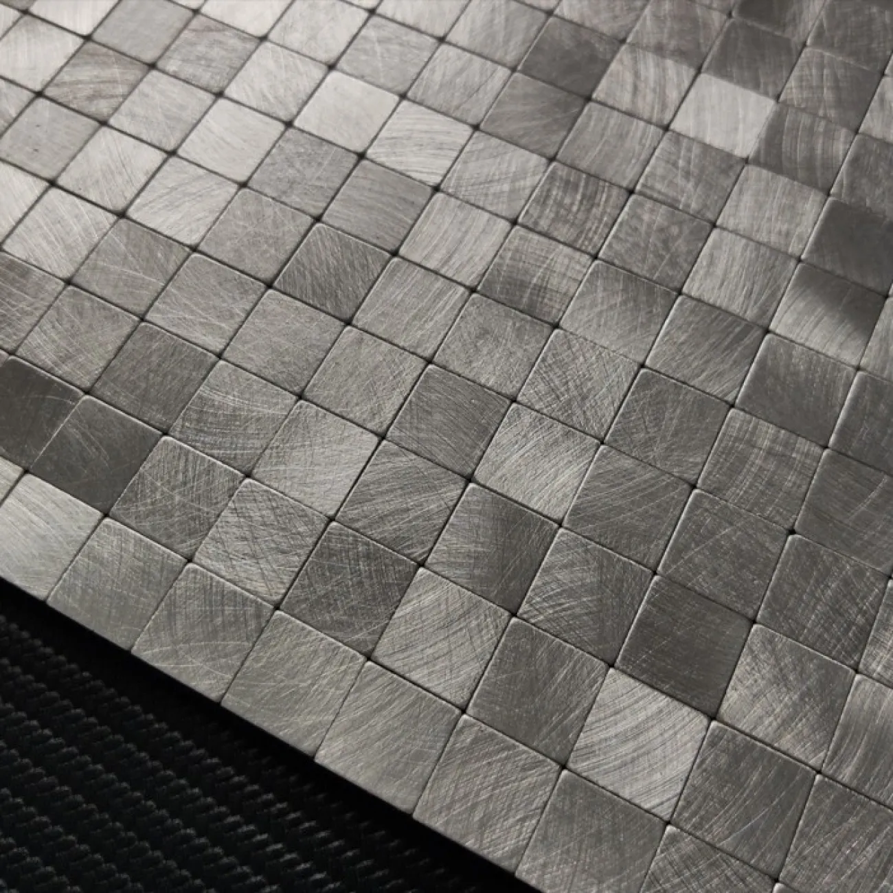 Современная металлическая 3д плитка на самоклеящаяся основе LaLume MB20801-23