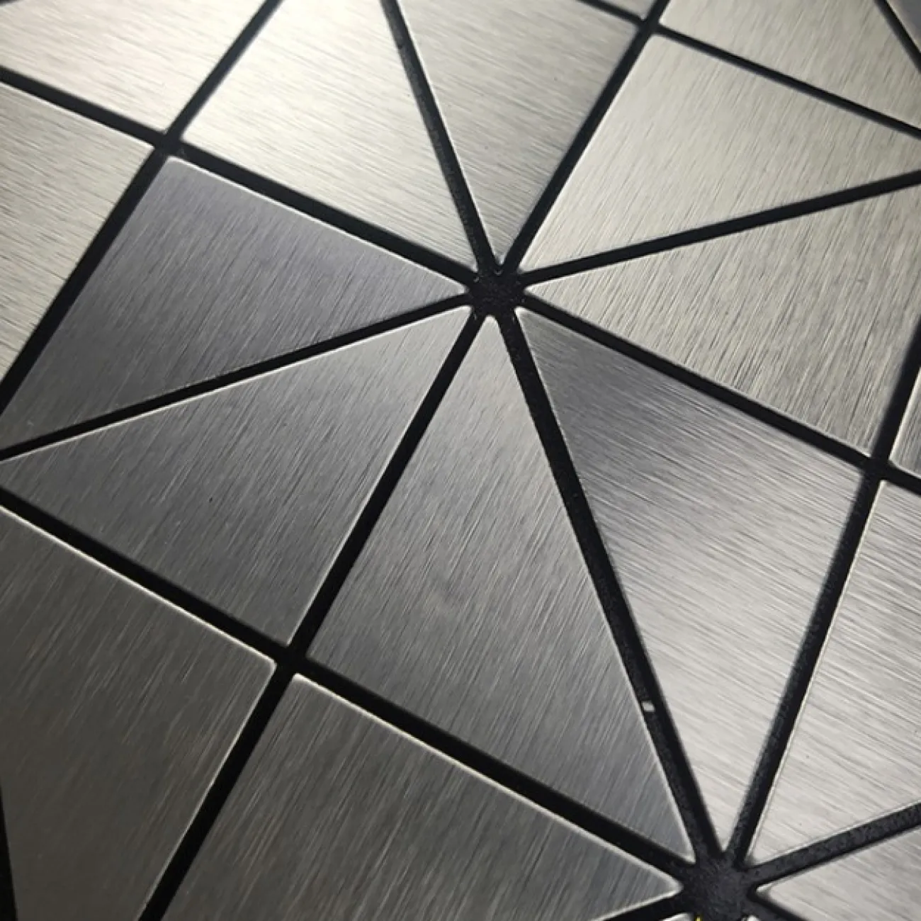 Креативная металлическая 3д плитка на самоклеящаяся основе LaLume MB20809-23