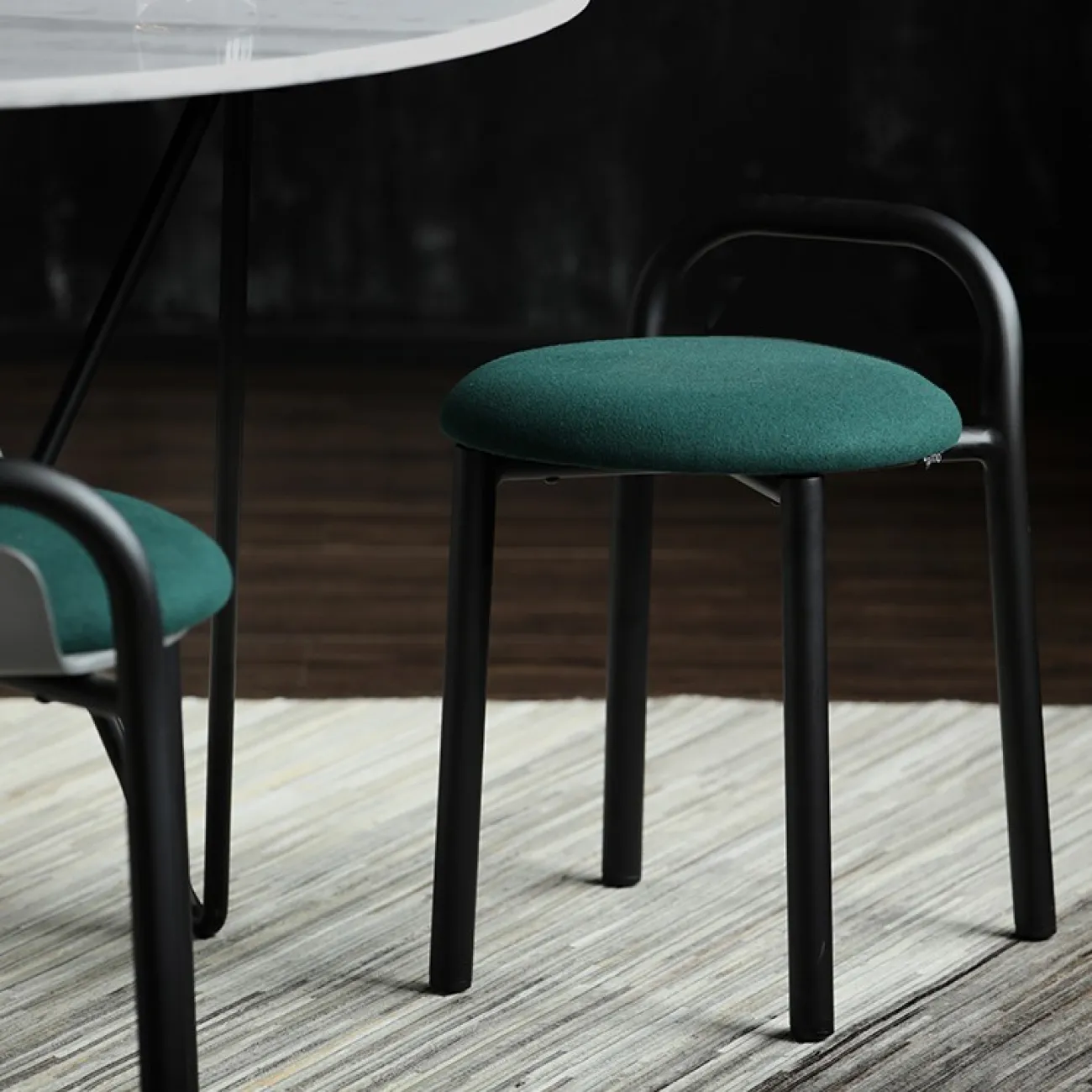 Креативный круглый стул для гостиной LaLume MB20827-23