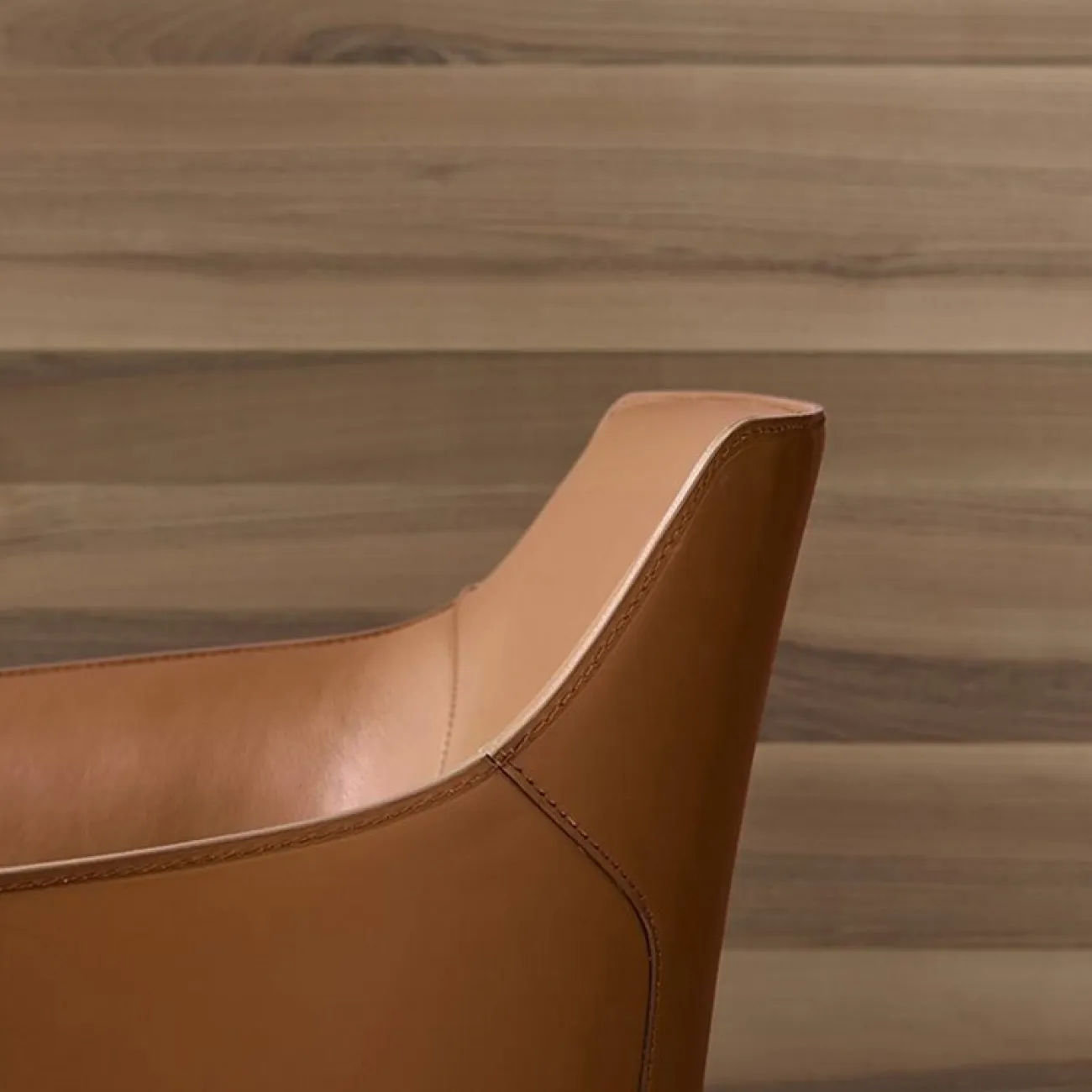 Кожаное кресло для гостиной LaLume MB21018-23