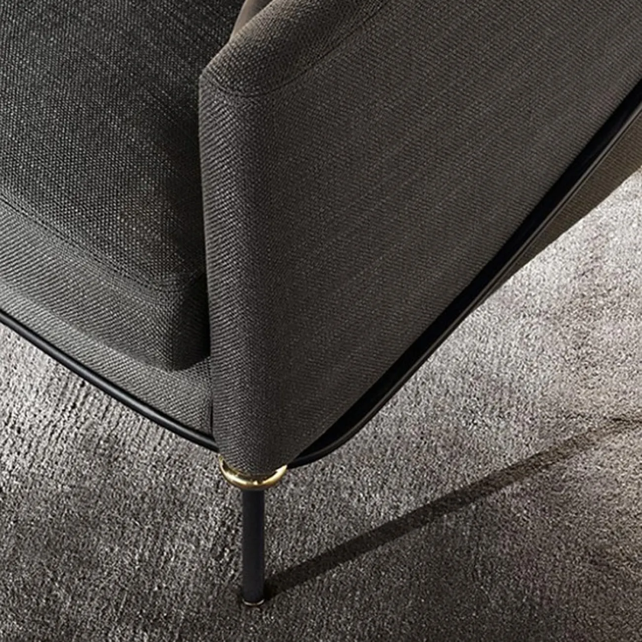 Удобное одноместное кресло для гостиной LaLume MB21025-23