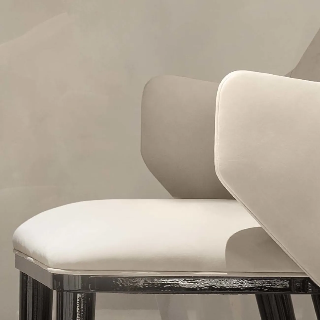 Мягкий барный стул со спинкой LaLume MB20655-23 Мягкий барный стул со спинкой LaLume MB20655-23