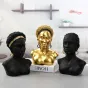 Дизайнерская скульптура  женщины LaLume DK21031-23
