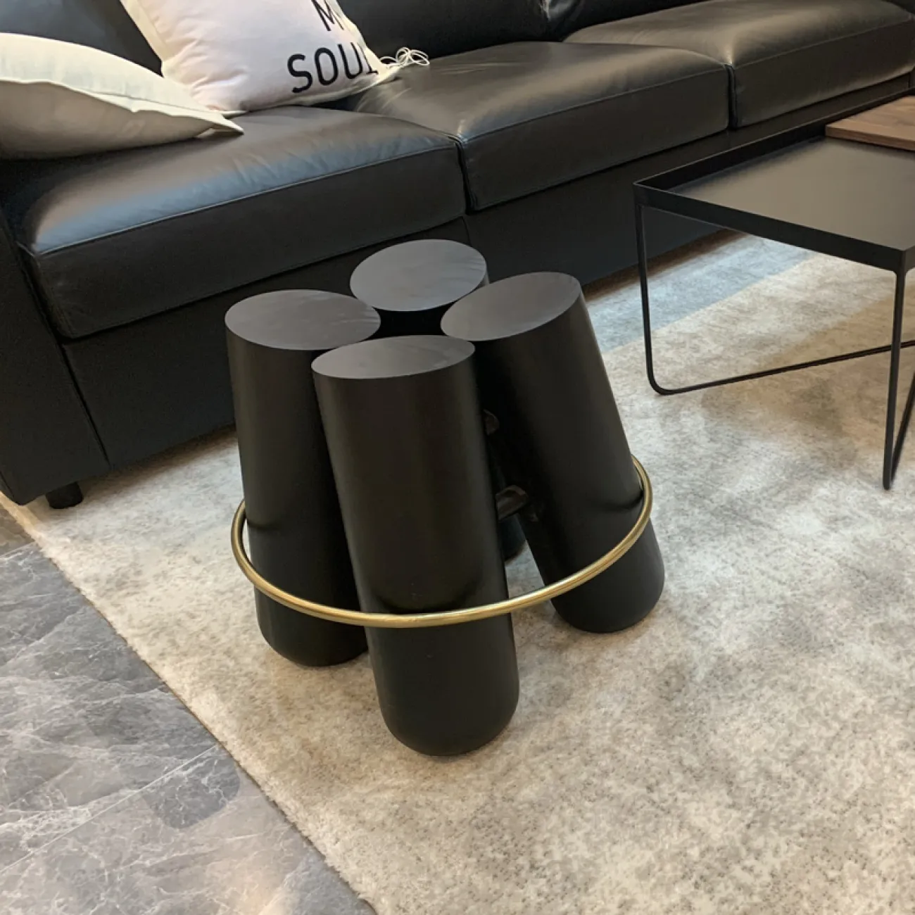 Журнальный стол необычной формы LaLume MB21034-23