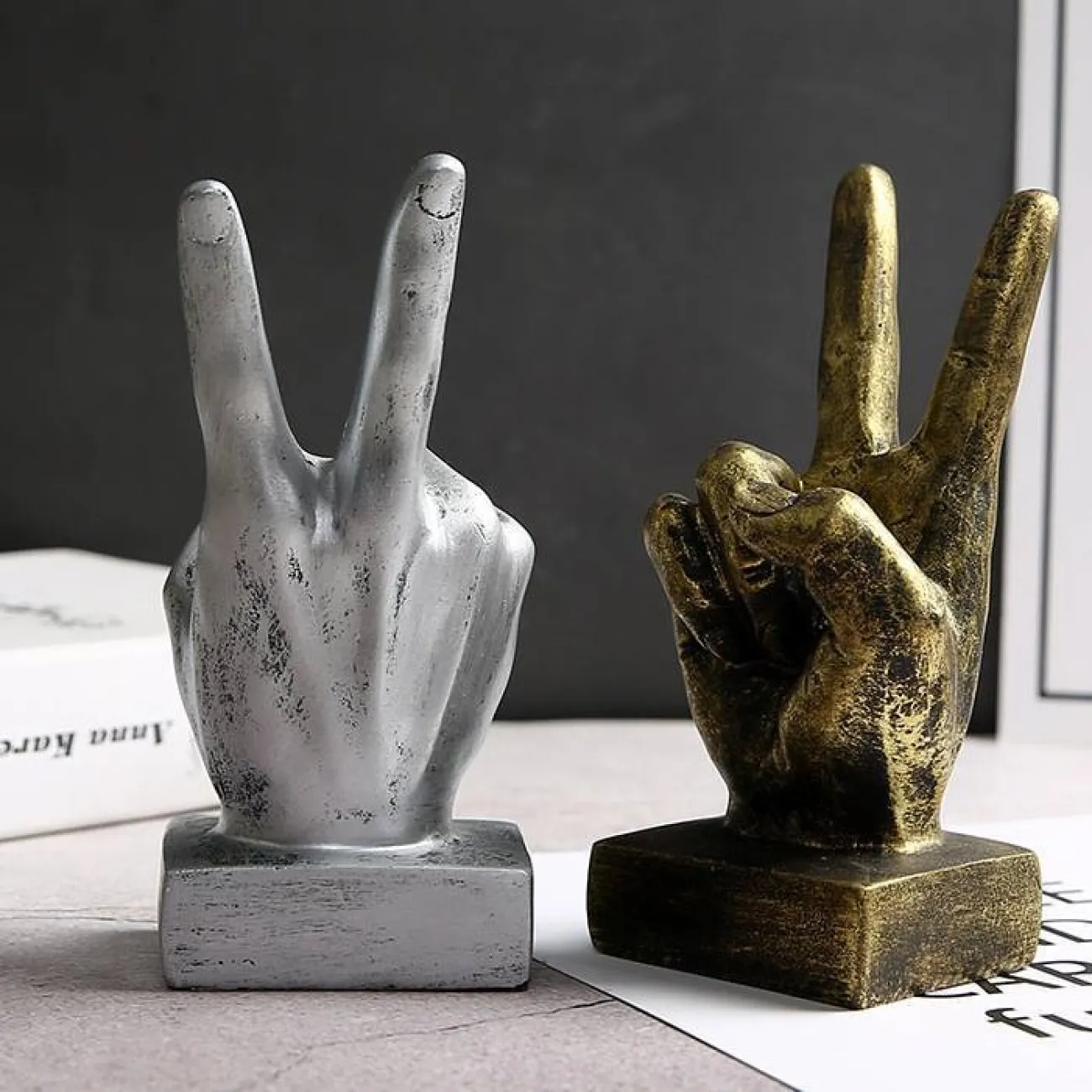 Украшение в форме различных жестов LaLume DK21035-23