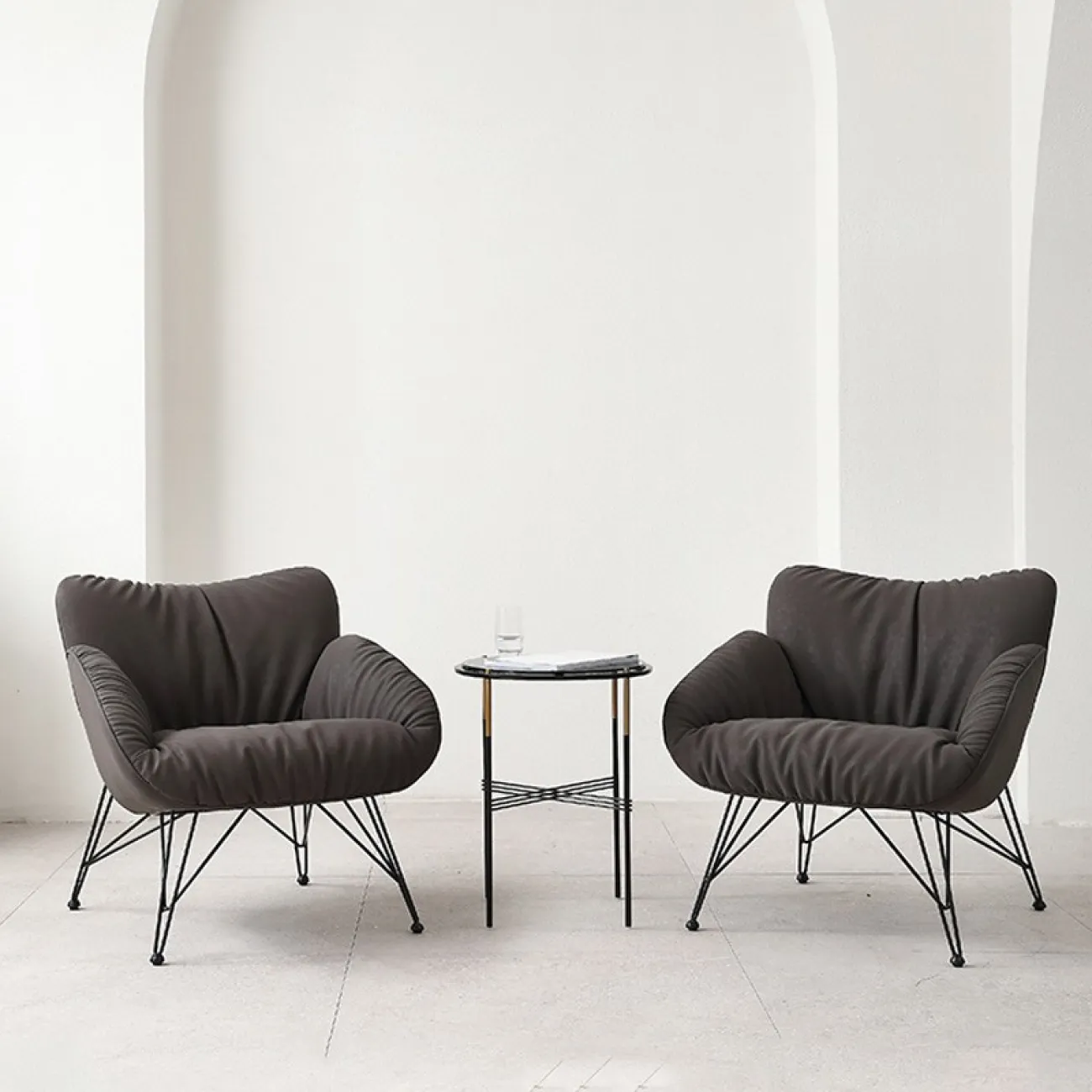 Дизайнерское тканевое кресло для гостиной LaLume MB21036-23 Дизайнерское тканевое кресло для гостиной LaLume MB21036-23