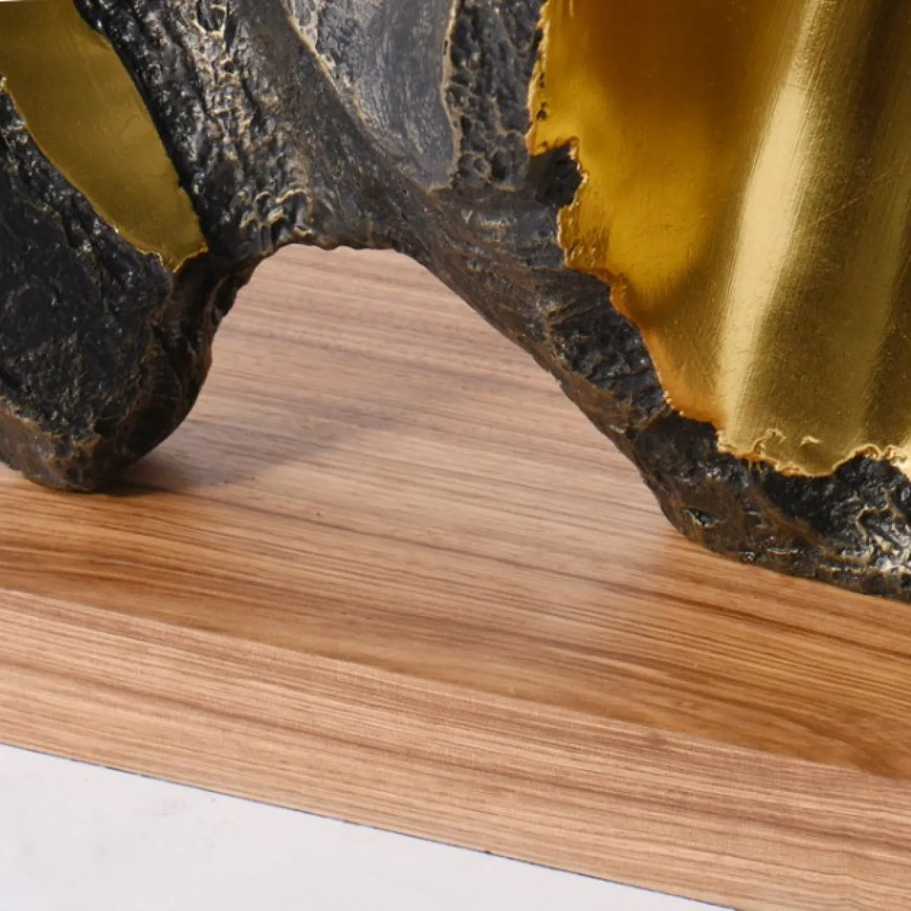 Дизайнерская абстрактная статуэтка для гостиной LaLume DK21041-23 Дизайнерская абстрактная статуэтка для гостиной LaLume DK21041-23