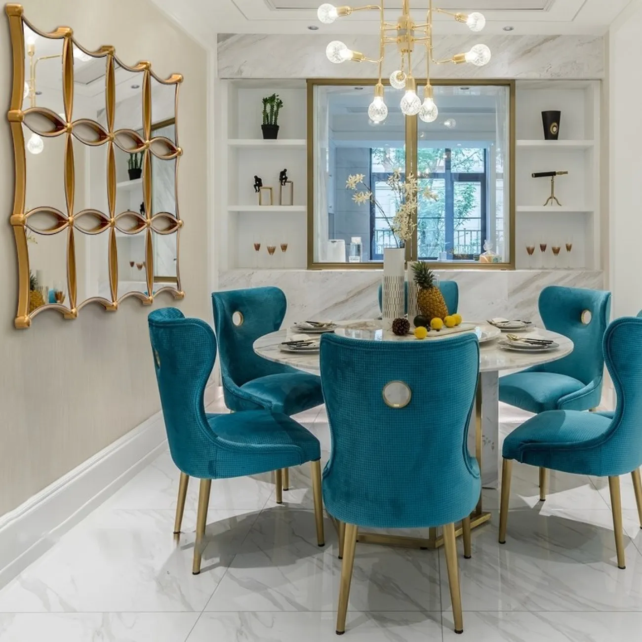 Настенное зеркало необычной формы для гостиной LaLume DK20901-23 Настенное зеркало необычной формы для гостиной LaLume DK20901-23