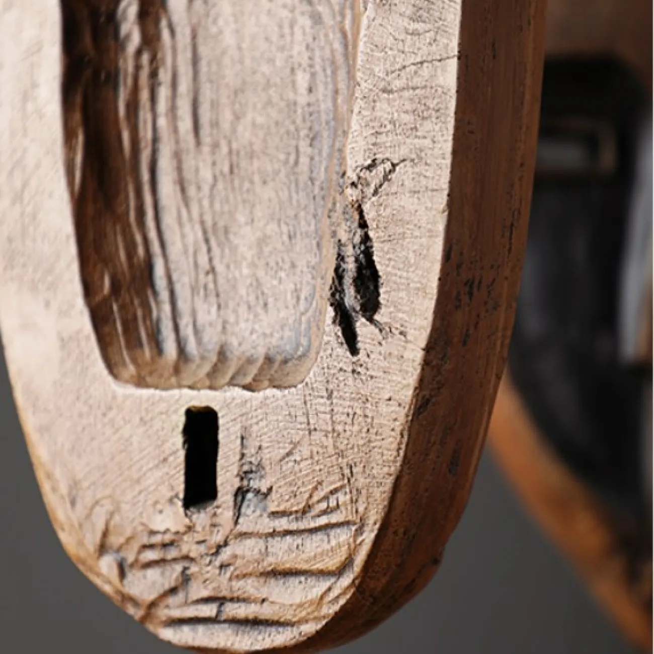 Дизайнерский декор в виде маски для гостиной в современном стиле LaLume DK20861-23