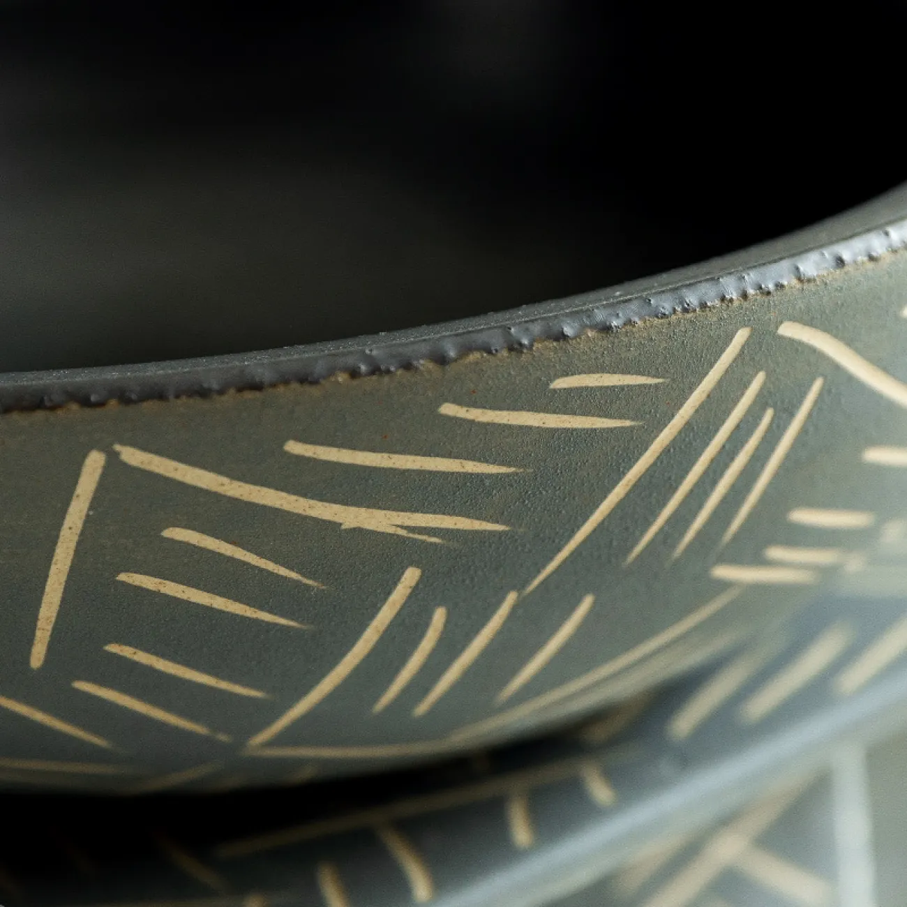 Керамический умывальник с вертикальной колоной для ванной комнаты LaLume MB20510-23