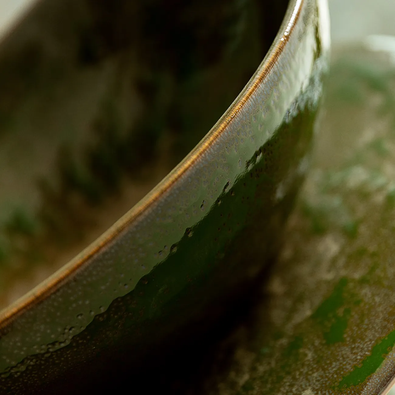 Керамический креативный умывальник  для ванной комнаты LaLume MB20569-23