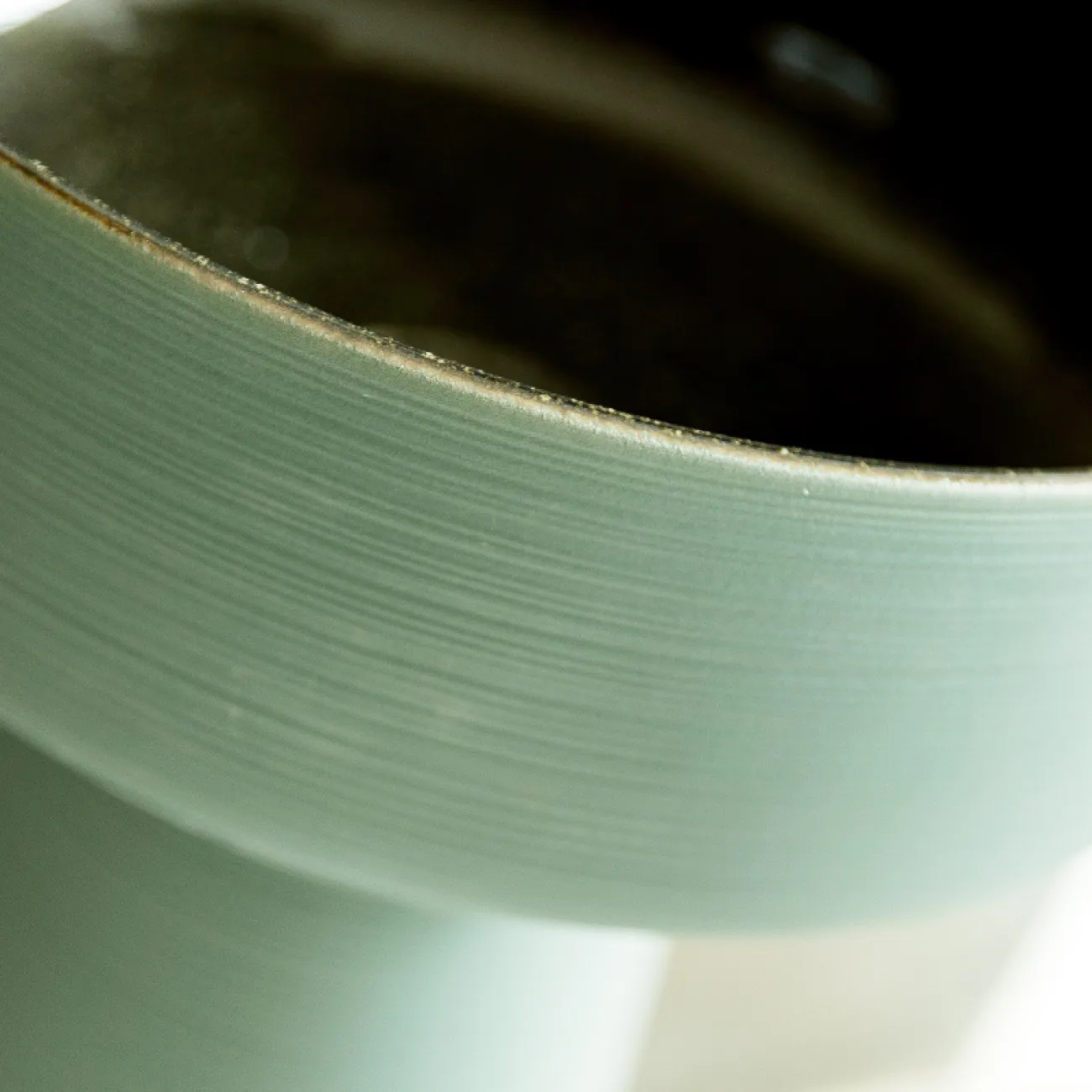 Керамический круглый умывальник  для ванной комнаты LaLume MB20556-23