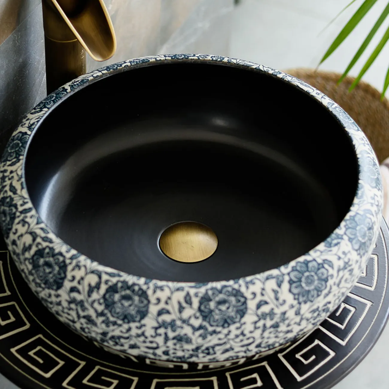 Керамический круглый умывальник для ванной комнаты LaLume MB20576-23 Керамический круглый умывальник для ванной комнаты LaLume MB20576-23