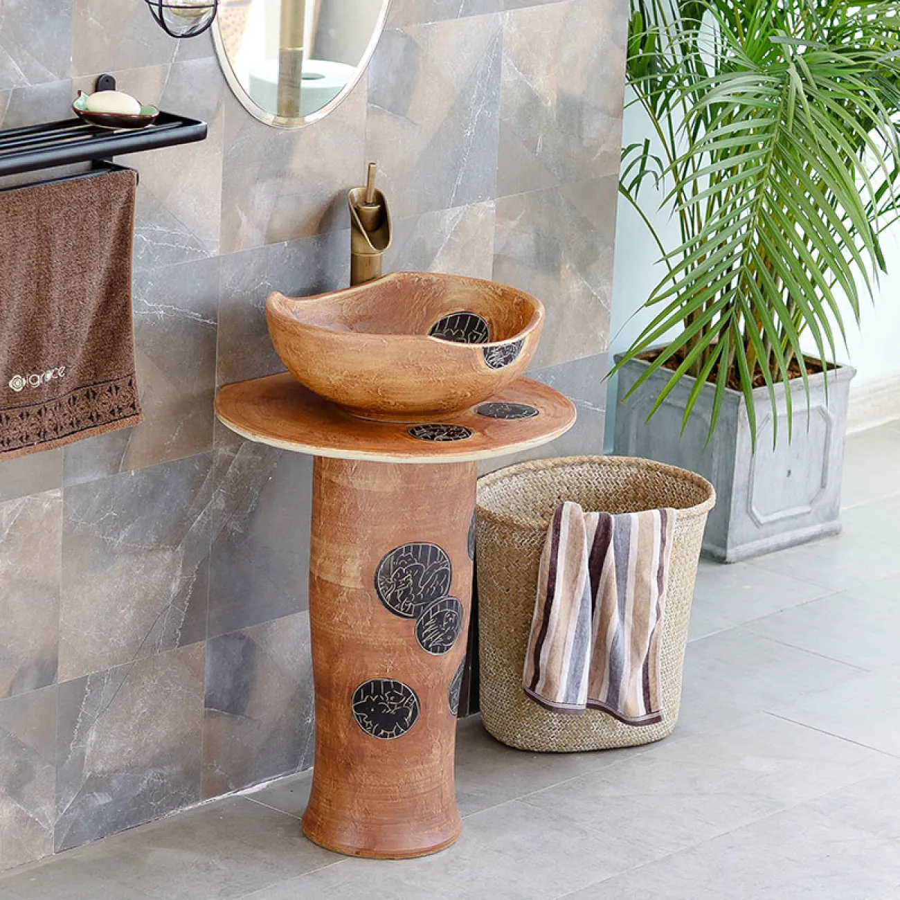 Керамический креативный умывальник  для ванной комнаты LaLume MB20604-23