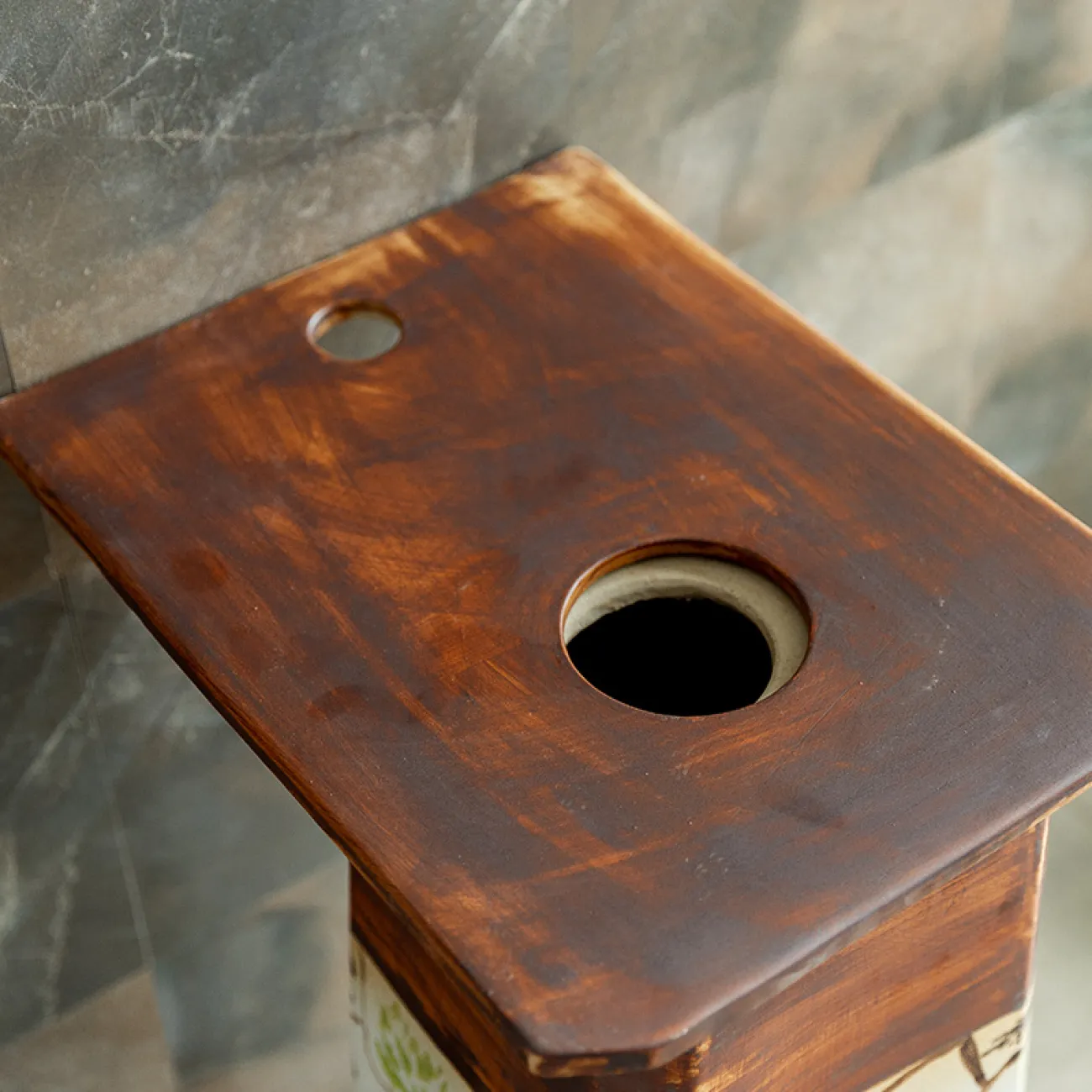 Керамический круглый умывальник  для ванной комнаты LaLume MB20546-23