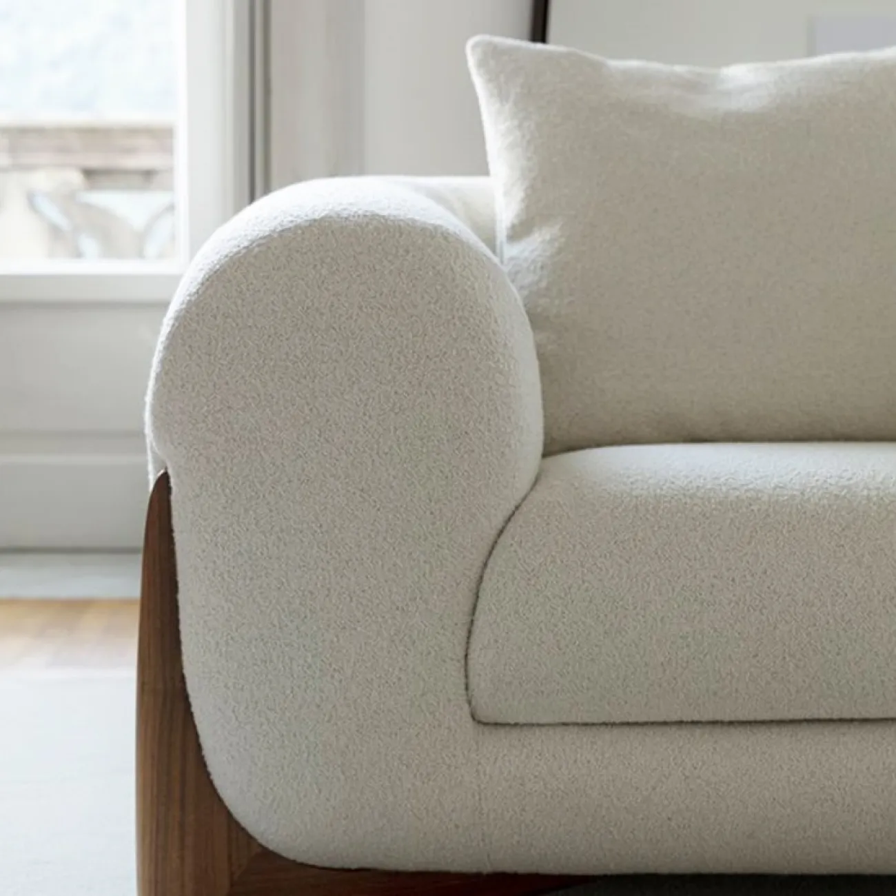 Современный дизайнерский диван LaLume MB20627-23