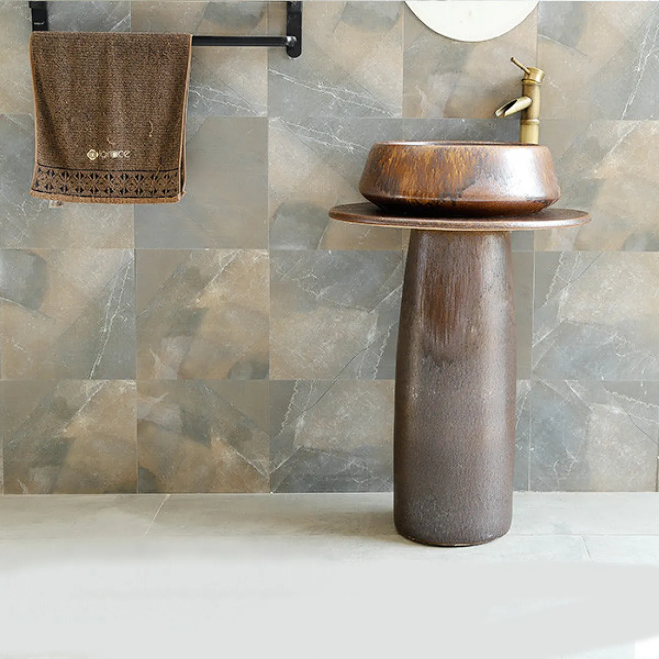 Керамический круглый умывальник с вертикальной колоной для ванной комнаты LaLume MB20527-23