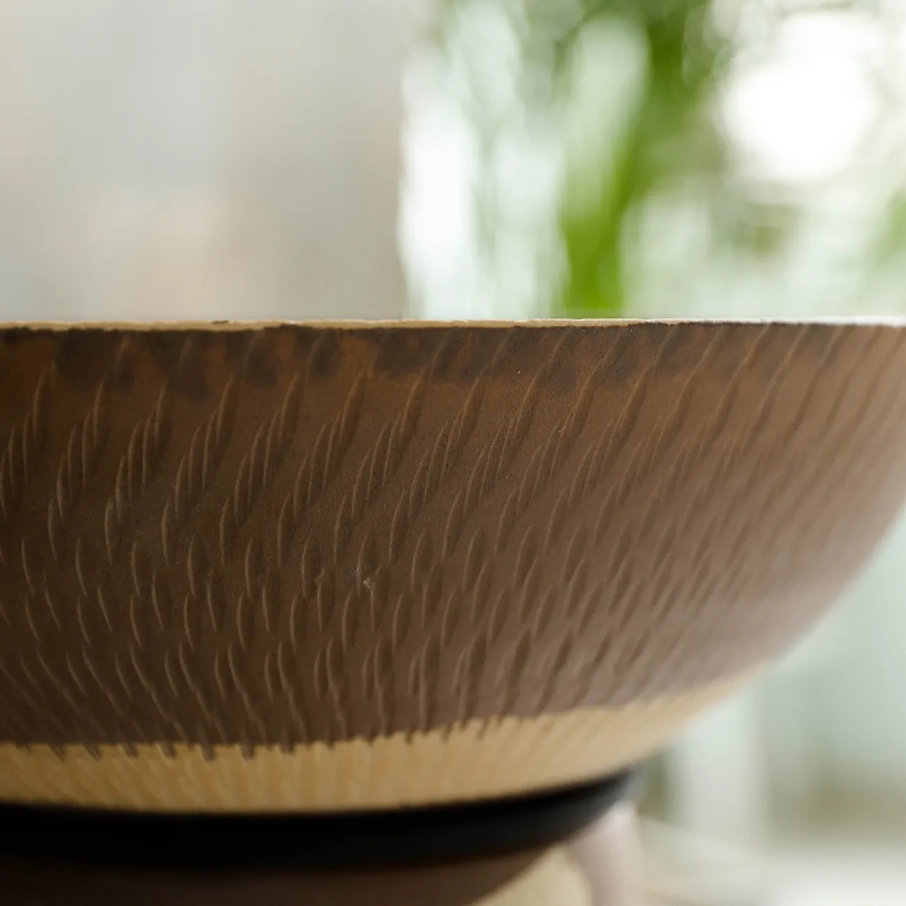 Керамический креативный умывальник для ванной комнаты LaLume MB20648-23 Керамический креативный умывальник для ванной комнаты LaLume MB20648-23