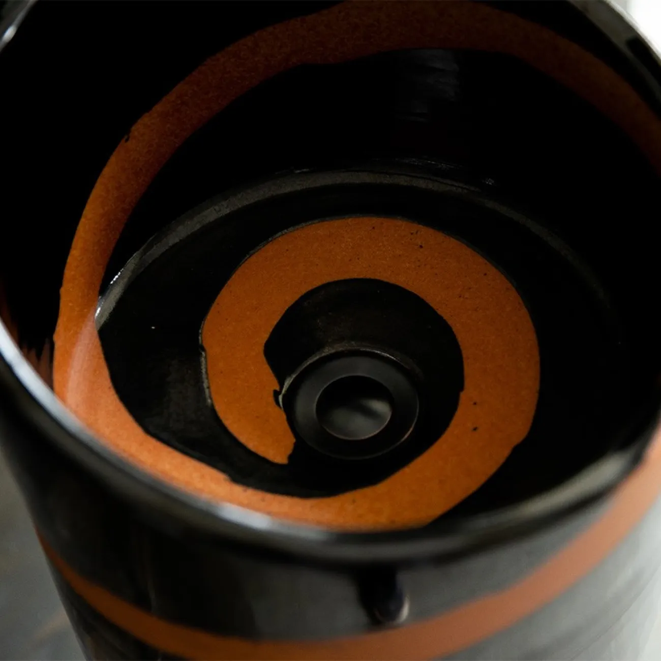 Керамический креативный умывальник  для ванной комнаты LaLume MB20645-23