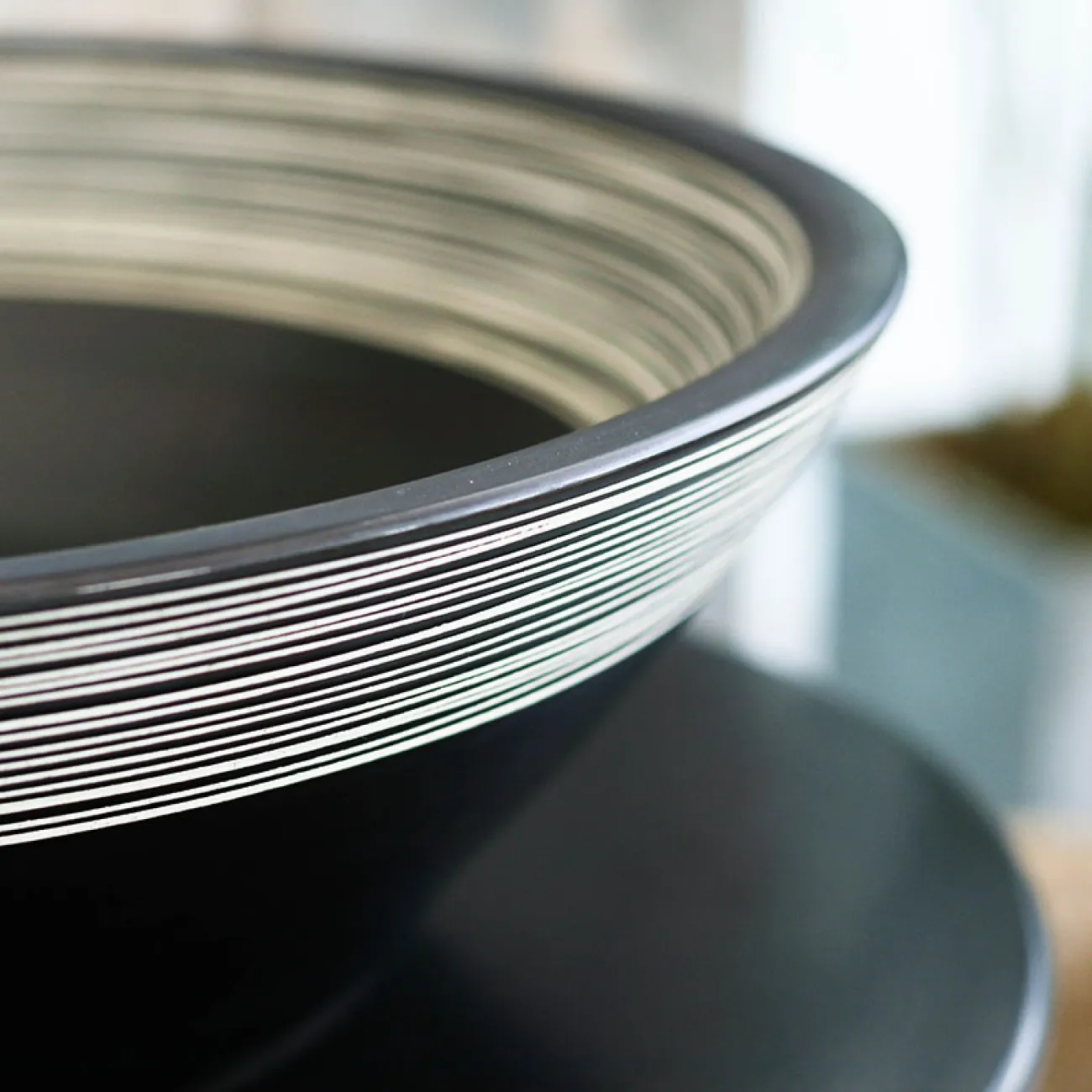 Керамический креативный умывальник  для ванной комнаты LaLume MB20618-23