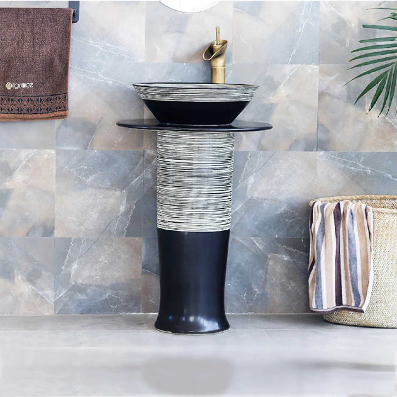 Керамический креативный умывальник  для ванной комнаты LaLume MB20618-23