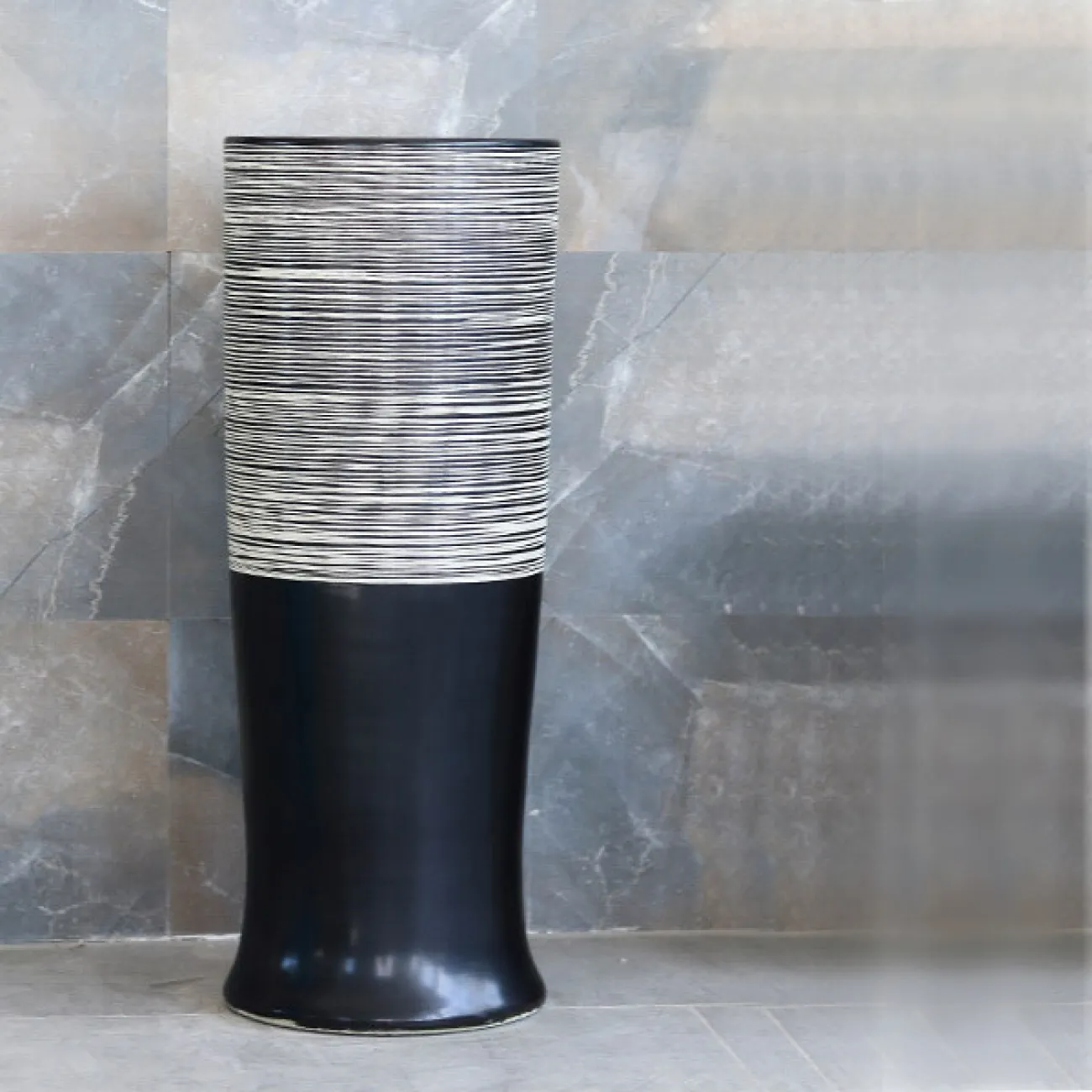 Керамический креативный умывальник  для ванной комнаты LaLume MB20618-23