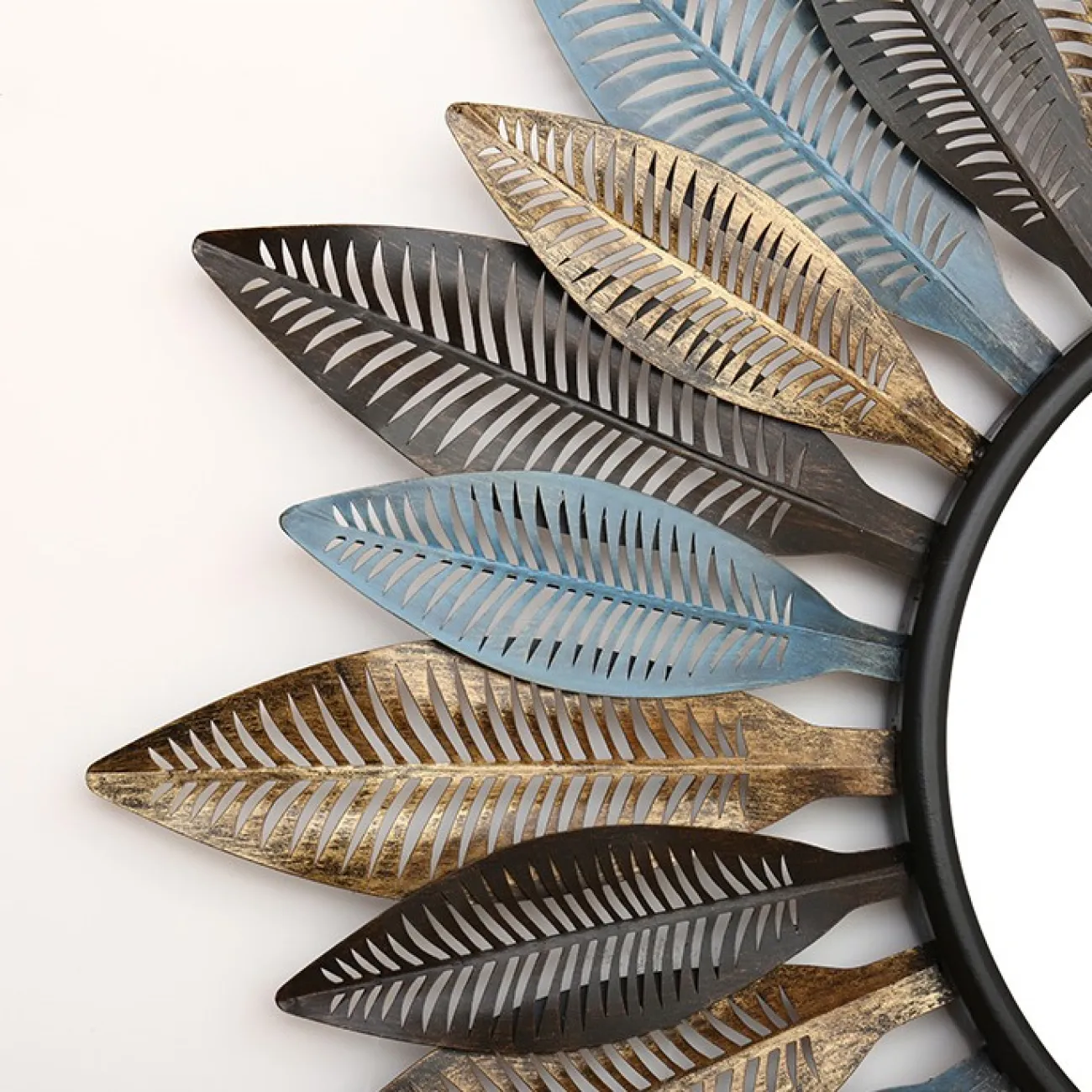 Креативное зеркало с перьями для гостиной LaLume DK20922-23 Креативное зеркало с перьями для гостиной LaLume DK20922-23