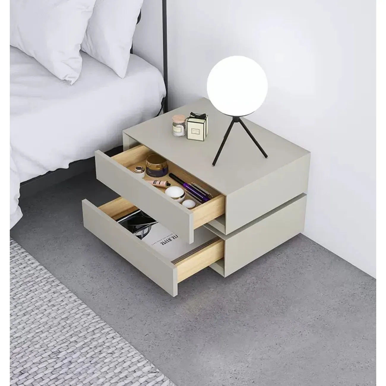 Дизайнерская прикроватная тумбочка HAOTAI 37518-29