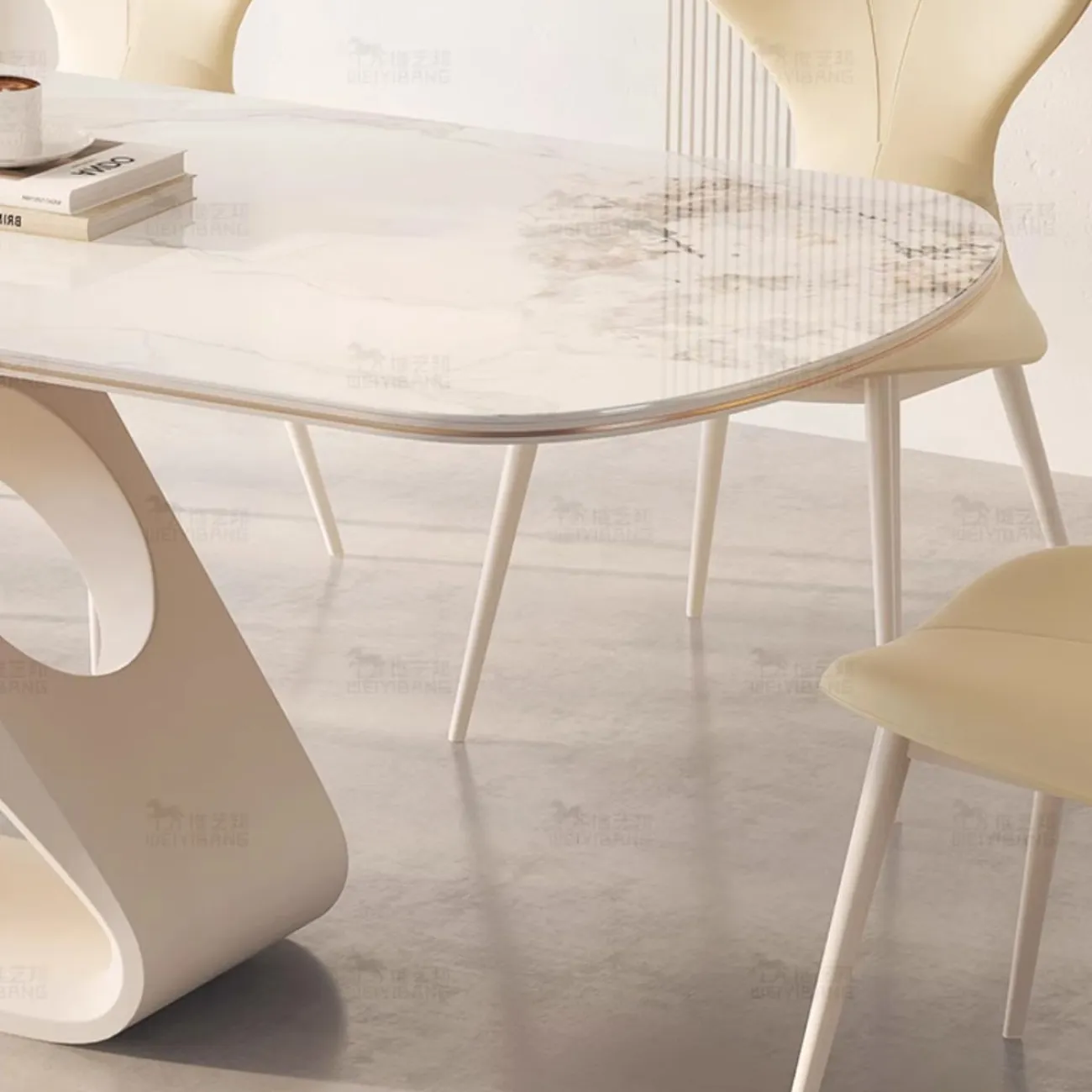 Обеденный стол из каменной плиты кремового цвета BANG 36457-29