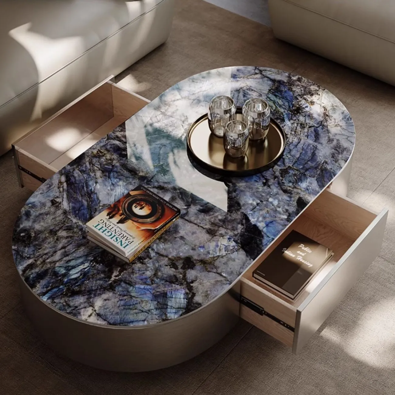 Роскошный журнальный столик из натурального камня BANG 36468-29