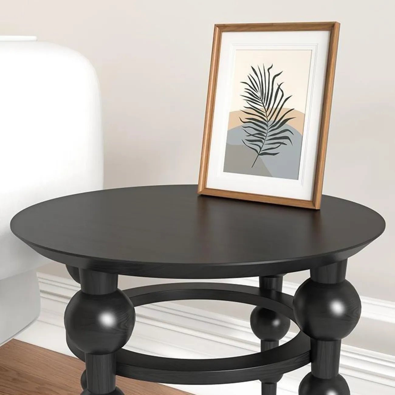 Средневековый журнальный столик из массива дерева BLD 35627-29