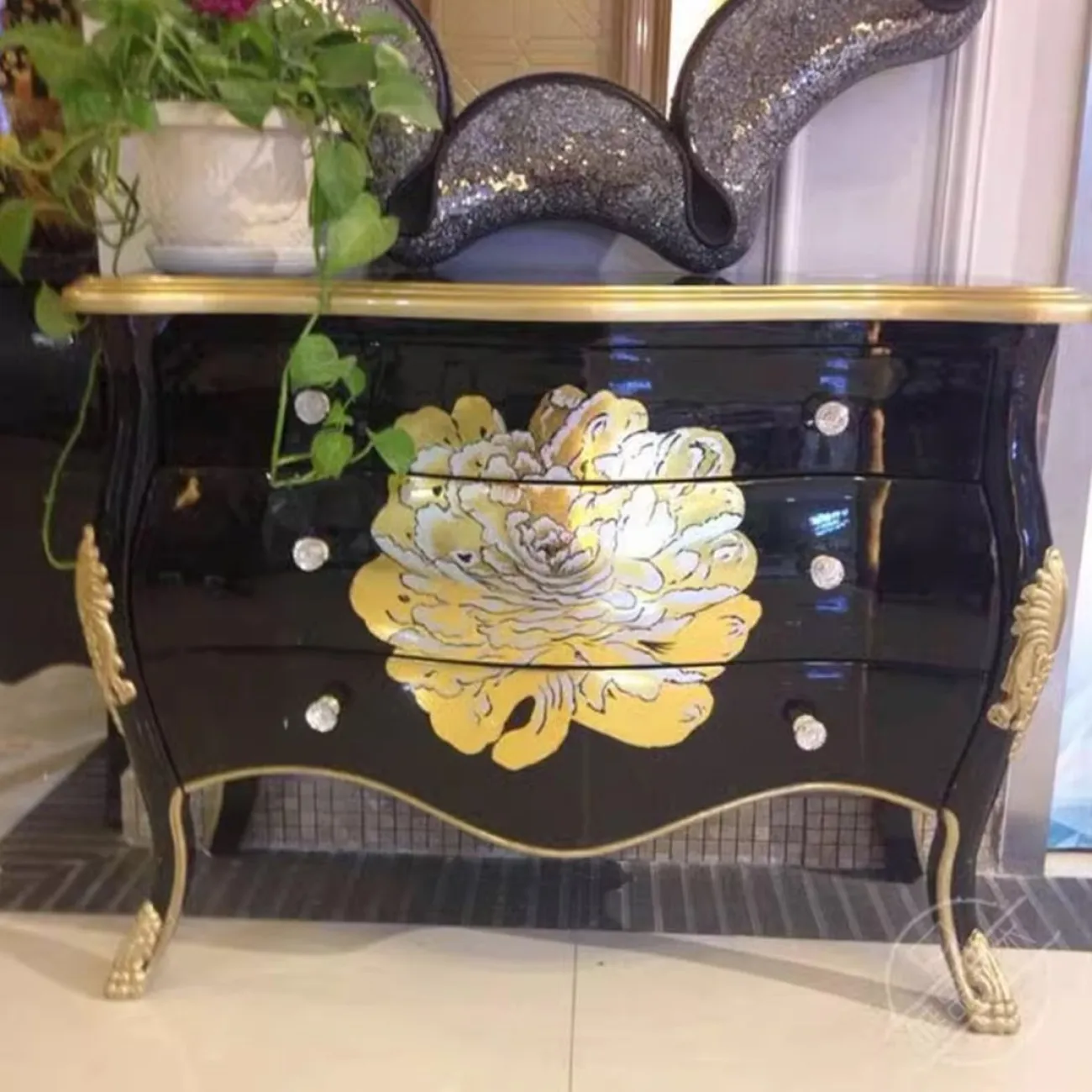 Роскошный комод из массива дерева Creative Life 35963-29 Роскошный комод из массива дерева Creative Life 35963-29