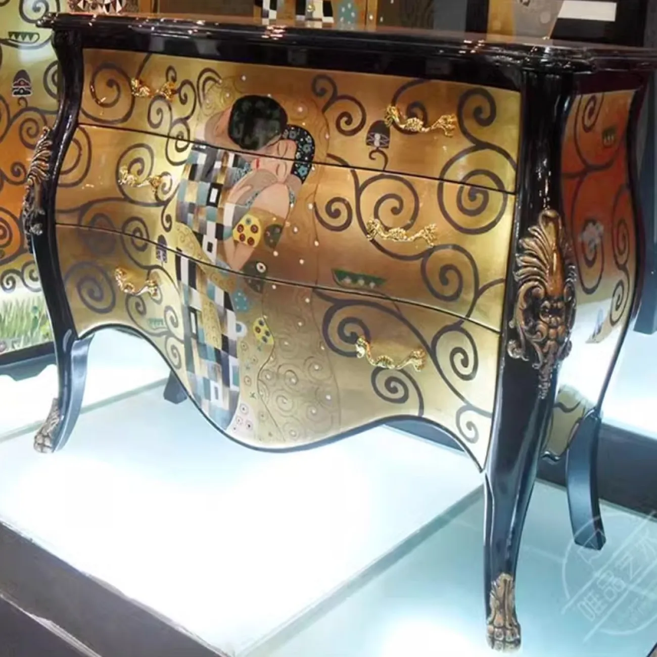 Роскошный комод из массива дерева Creative Life 35963-29 Роскошный комод из массива дерева Creative Life 35963-29