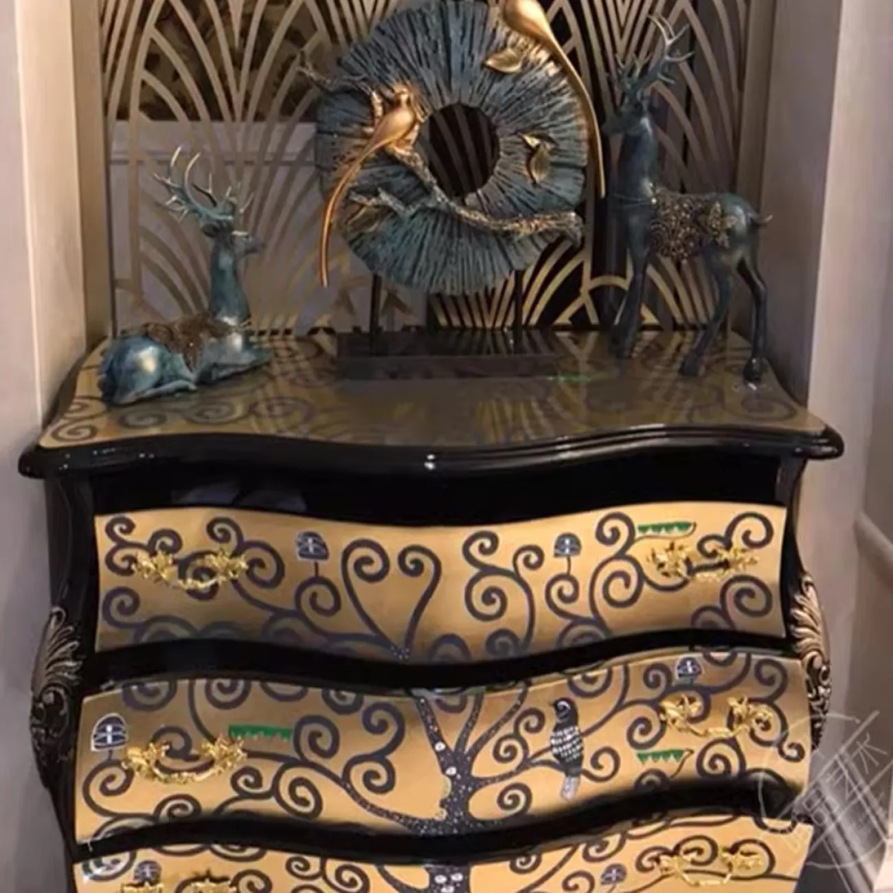 Роскошный комод из массива дерева Creative Life 35963-29 Роскошный комод из массива дерева Creative Life 35963-29