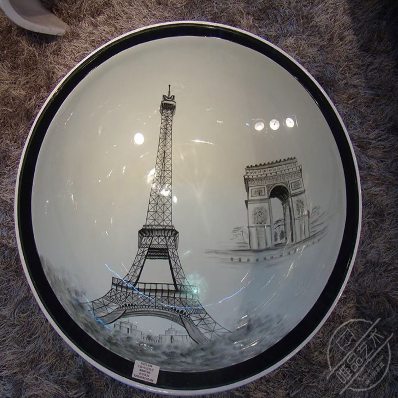 Роскошный круглый журнальный столик Creative Life 35965-29 Роскошный круглый журнальный столик Creative Life 35965-29